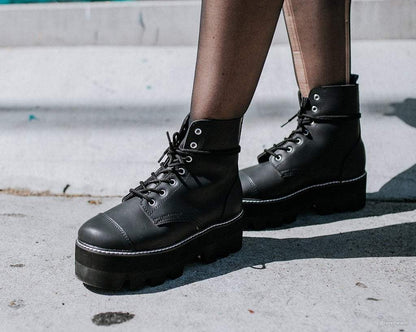 A9670 Black 7-Eye Dino Lug Sole Boot - T.U.K. Shoes